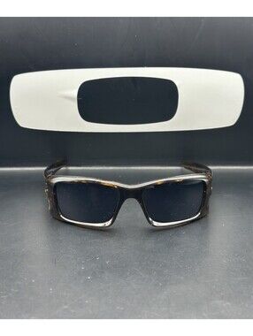 Oakley Crankcase Brown Tortoise w/Grey Lenses